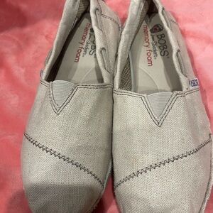 Women’s Bob’s Size 7